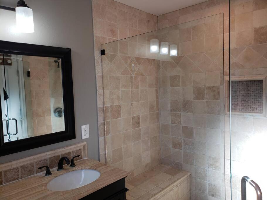 Bouganvilla 4-bedroom, 2-baths, Single Family House *
